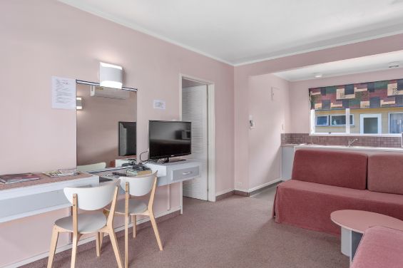 Family Unit - lounge area