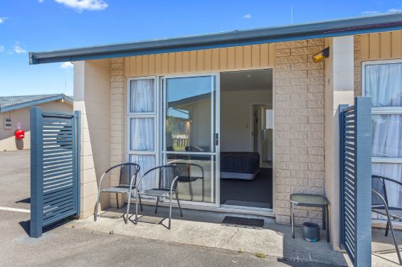 Coffee Studio - Entrance